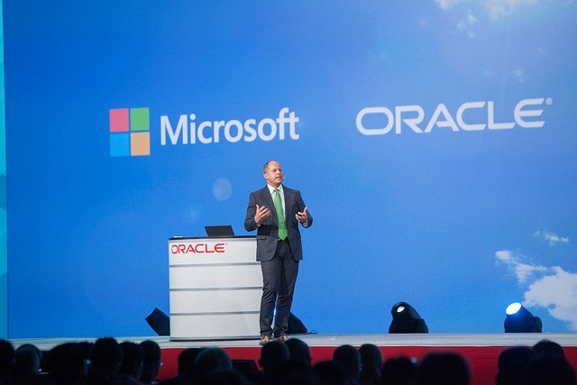 Microsoft vs Oracle