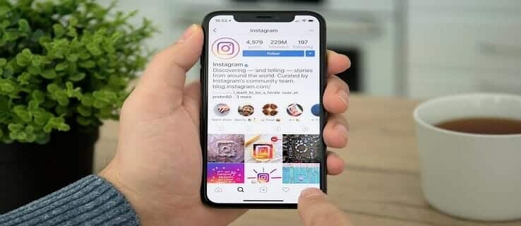 scrolling instagram